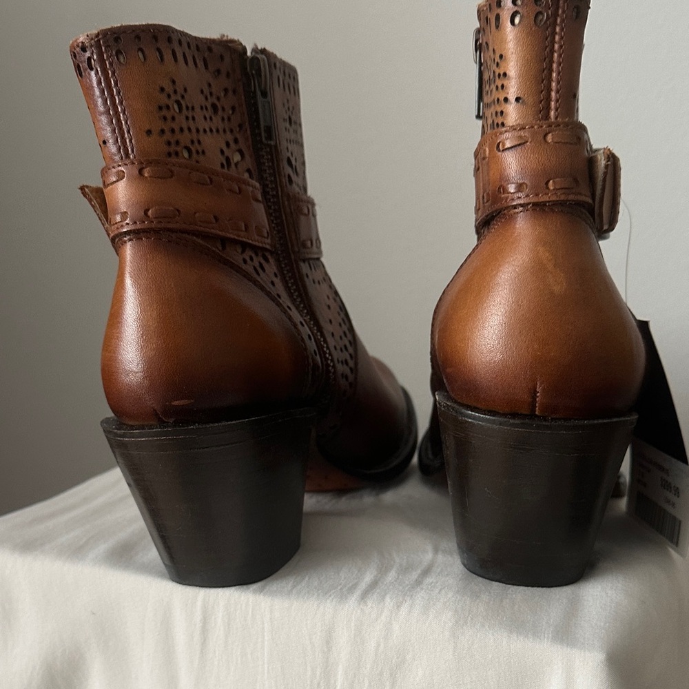 J.B. Dillon Tan Leather Western Boots - Picture 8 of 8